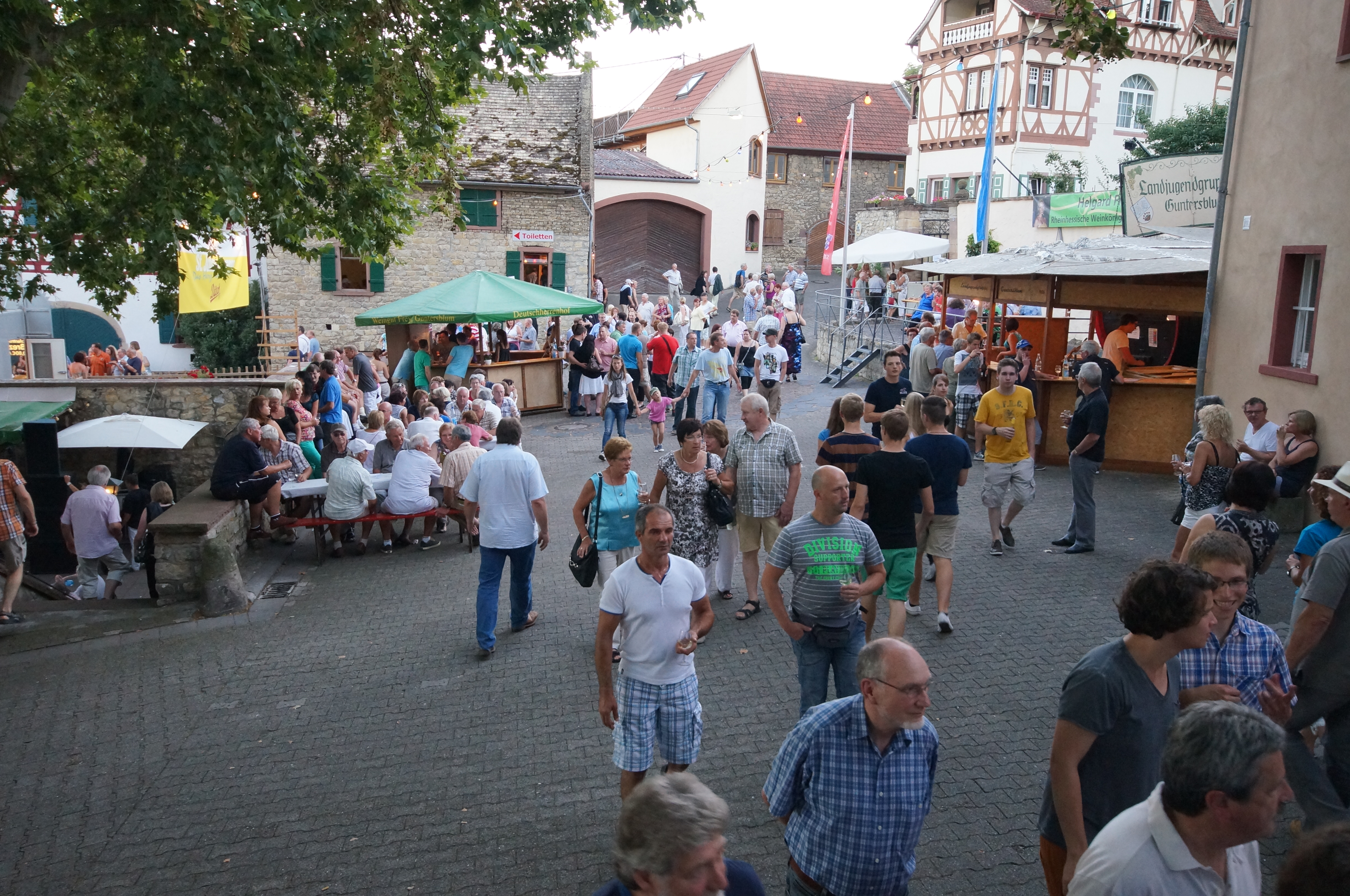 Kellerwegfest Guntersblum — Weinfest am historischen Kellerweg